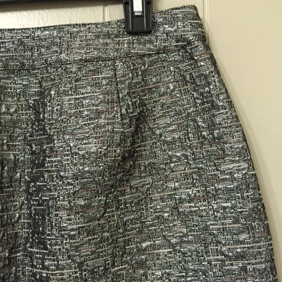 Banana Republic Sz 2 Silver Shimmer Mini Skirt - Picture 5 of 8